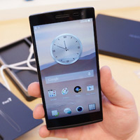 Dế sắp ra lò - Top 10 smartphone sạc pin nhanh nhất hiện nay