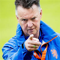 Bóng đá - HLV Van Gaal bất ngờ chỉ trích FIFA