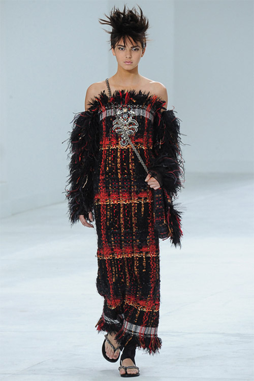 Chanel gây ấn tượng mạnh với cô dâu có bầu - 16