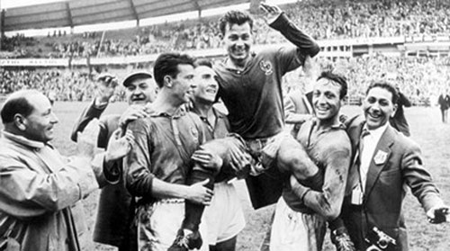 Vì sao FIFA tổ chức trận tranh hạng ba World Cup? - 2