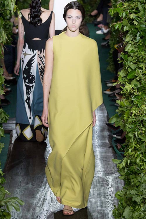 Một Valentino chưa bao giờ lạ đến thế! - 3