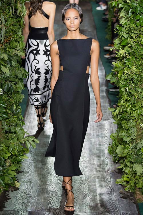 Một Valentino chưa bao giờ lạ đến thế! - 8