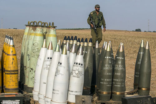 Tên lửa từ Lebanon bắn cấp tập vào Israel - 1