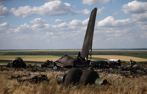 Tự vệ miền đông bắn rơi 2 máy bay của Ukraine - 1