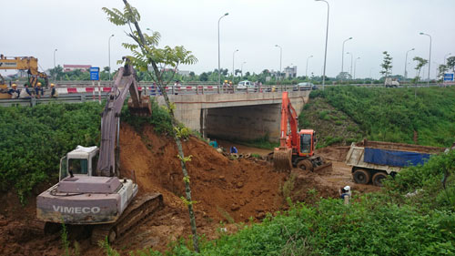 Hà Nội: Lần thứ 9 vỡ đường ống nước sạch sông Đà - 1