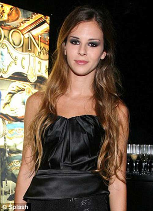 Đại chiến WAGs Đức - Argentina: Người đẹp Tango lép vế! - 14