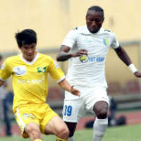 Bóng đá - HN.T&T - SLNA: Rượt đuổi ngoạn mục