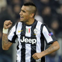 Bóng đá - Tin HOT tối 12/7: Juventus đồng ý bán Vidal cho MU