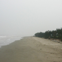 Tin tức trong ngày - Rủ nhau tắm biển giữa trưa, 2 anh em chết đuối