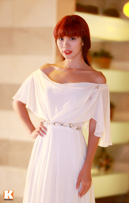 Mỹ nhân Việt tạo thiện cảm nhờ "hở vừa đủ" - 5