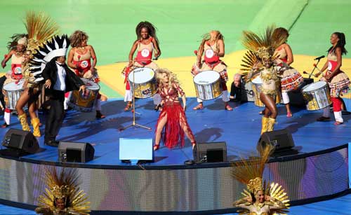 Bế mạc World Cup: Shakira lắc hông cực đỉnh - 2