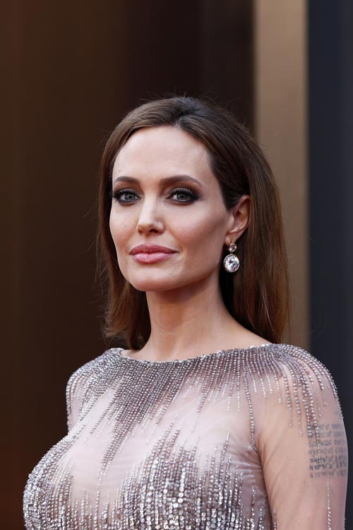 Angelina Jolie kiện Daily Mail tung clip nghiện ngập - 1