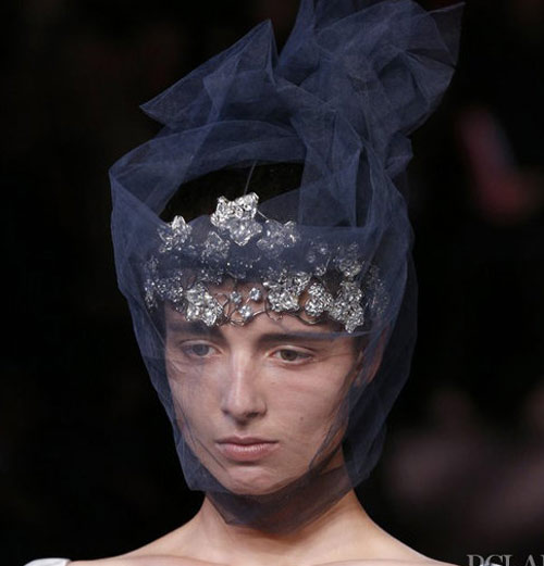 Tóc ấn tượng của thời trang cao cấp Paris - 4