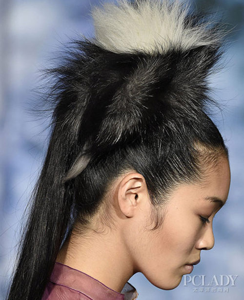 Tóc ấn tượng của thời trang cao cấp Paris - 5