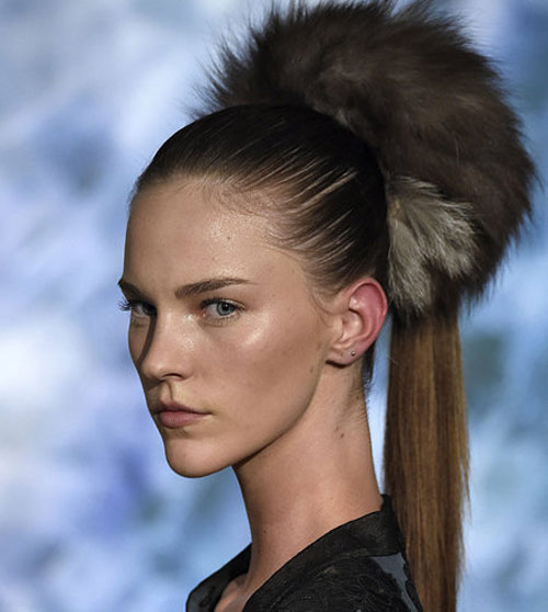 Tóc ấn tượng của thời trang cao cấp Paris - 4