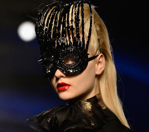 Tóc ấn tượng của thời trang cao cấp Paris - 7