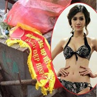 Người mẫu - Hoa hậu - Bất ngờ với người đẹp vứt giải thưởng vào thùng rác