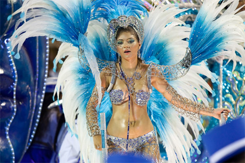 Ngây ngất với lễ hội của thời trang và da thịt - 5