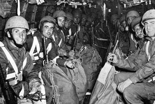 Đòn tập kích táo bạo của lính dù trong Thế Chiến II - 2