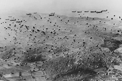 Đòn tập kích táo bạo của lính dù trong Thế Chiến II - 4