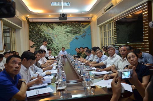 Phó Thủ tướng họp khẩn chống bão Rammasun - 1