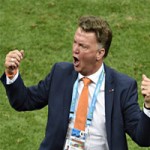 Bóng đá - Van Gaal &quot;thiết quân luật&quot;: MU phải ăn cơm chung