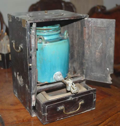 Bộ sưu tập 'Ông bình vôi' tiền tỷ ở đất Tây Đô - 8