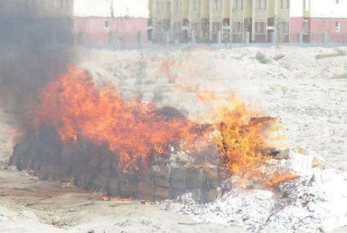 Sợ khủng bố, TQ thu của dân hàng trăm ngàn hộp diêm - 1