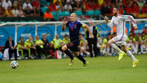 Robben: Mất QBV, nhưng tương lai vẫn rộng mở - 1