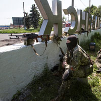 Ukraine tố lính Nga xâm phạm lãnh thổ, giết 200 binh sỹ