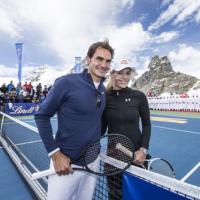 Thể thao - Federer & Lindsey Vonn đánh tennis trên dãy An-pơ