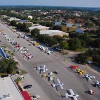 Du lịch - "Choáng" với thị trấn người dân lái máy bay đi dạo