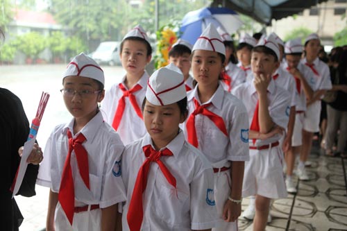 Gia đình các nhà văn tiễn biệt nhà văn Tô Hoài - 18