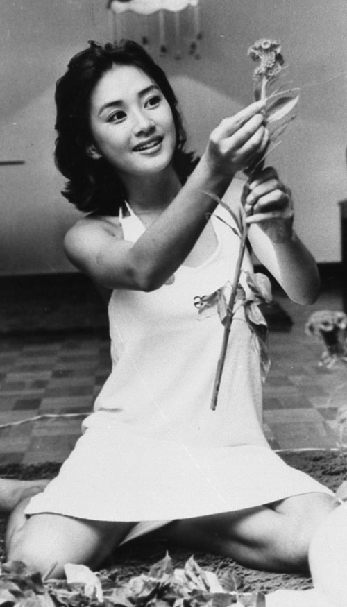 Tiết lộ ảnh quá khứ của "mỹ nhân đẹp nhất châu Á" - 4