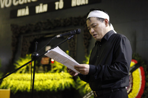 Gia đình các nhà văn tiễn biệt nhà văn Tô Hoài - 5