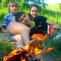 Cười 24h - Nhìn cẩn thận kẻo "ngất trên cành quất" vì nhầm