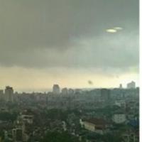 Tin tức trong ngày - Bí ẩn quầng sáng lạ trên bầu trời Hà Nội