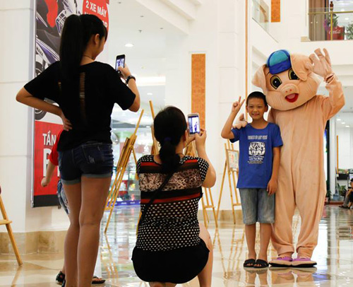 Hoa khôi Hà thành rạng rỡ đón Bão 2014 - 9