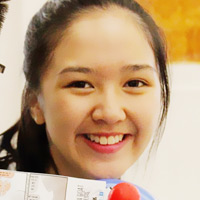 Bạn trẻ - Cuộc sống - Hoa khôi Hà thành rạng rỡ đón Bão 2014