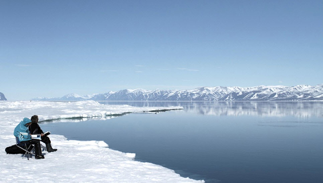 15. Vườn quốc gia Sirmilik: Nằm ở phía Bắc Canada với diện tích 22.200 km², vườn quốc gia Sirmilik nổi tiếng là khu vực núi non hiểm trở, hệ thống sông băng, vịnh hẹp và những con sông tuyệt đẹp. Tháng Tư và tháng Sáu là khoảng thời gian lý tưởng nhất trong năm để ngắm băng tuyết tại khu vực này. 
