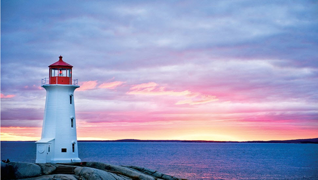 5. Cove Peggy: Cove Peggy là một vùng nông thôn ven biển thuộc bang Nova Scotia. Nơi đây nổi tiếng với ngọn hải đăng lịch sử được xây dựng từ năm 1915. Chính vẻ đẹp bình dị của thiên nhiên nhiên, sự mến khách của người dân làng chài và những món hải sản tươi ngon đã thu hút đông đảo du khách đến với miền đất này. 
