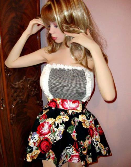 Hình ảnh khó tin của búp bê sống mới ở Ukraine - 11