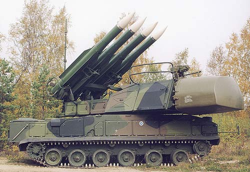 Ukraine: Tên lửa Buk được hối hả kéo về Nga - 1