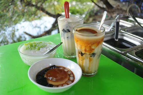 Bán sữa chiên, tào phớ thu 20 triệu mỗi ngày - 3