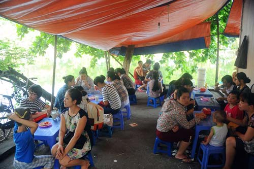 Bán sữa chiên, tào phớ thu 20 triệu mỗi ngày - 5