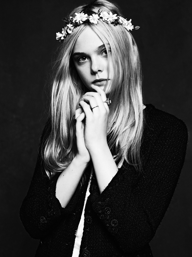 Ở ngoài đời, Elle Fanning được coi là một trong những "bảo bối" của điện ảnh Anh Quốc.
