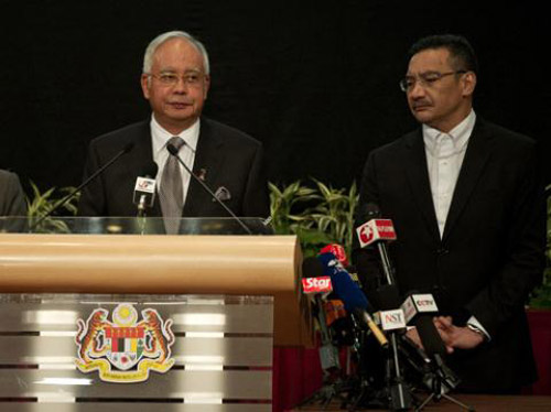 Bà của Thủ tướng Malaysia có mặt trên chuyến bay MH17 - 2