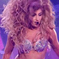 Ca nhạc - MTV - Lady Gaga khóc kể về quá khứ làm gái nhảy