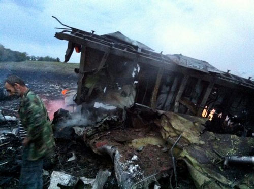 Giao tranh dữ dội ở đông Ukraine gần nơi MH17 rơi - 2