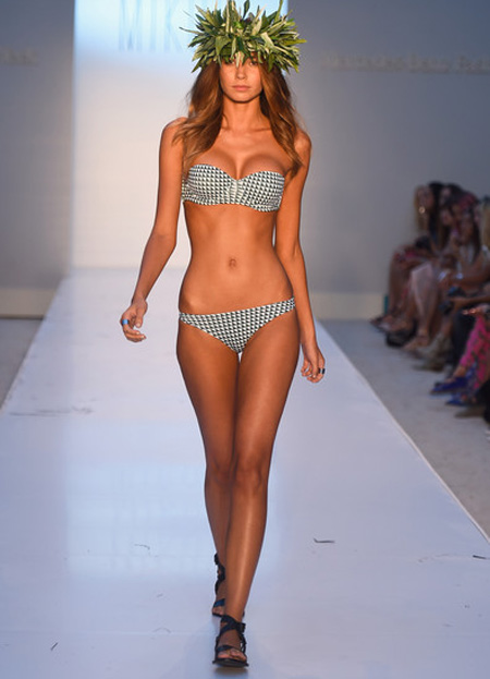 Những thiết kế áo tắm đẹp nhất 2015 - 9